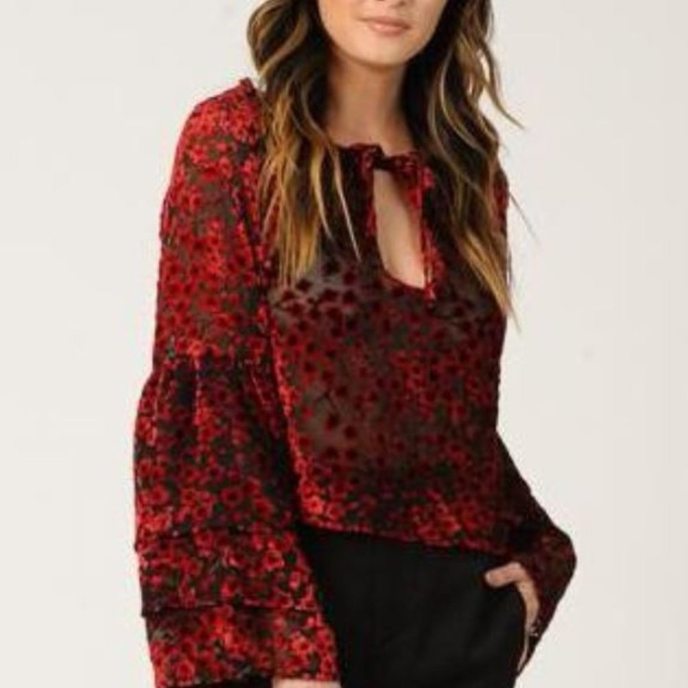 Skylar Triple Tier Sleeve Top- Red Velvet